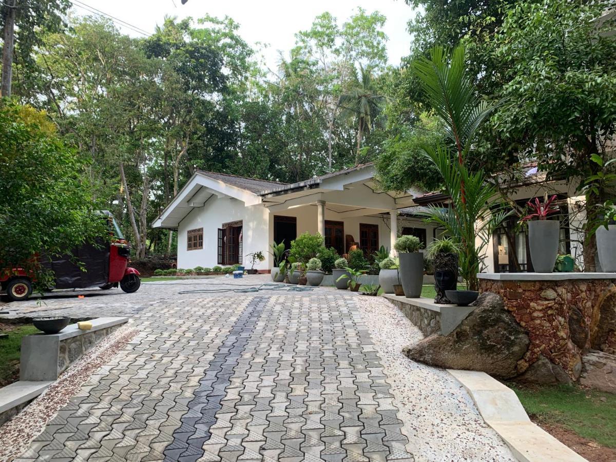 Center Point Villa Unawatuna Exteriér fotografie